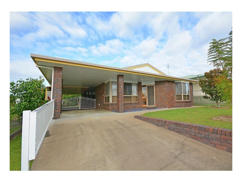 8 Eurong Ave, Pialba QLD 4655
