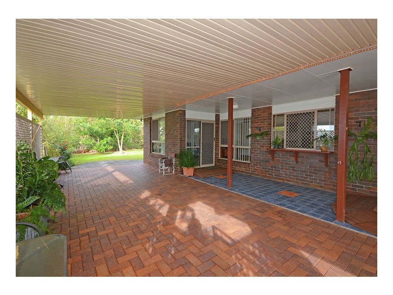 8 Eurong Ave, Pialba QLD 4655