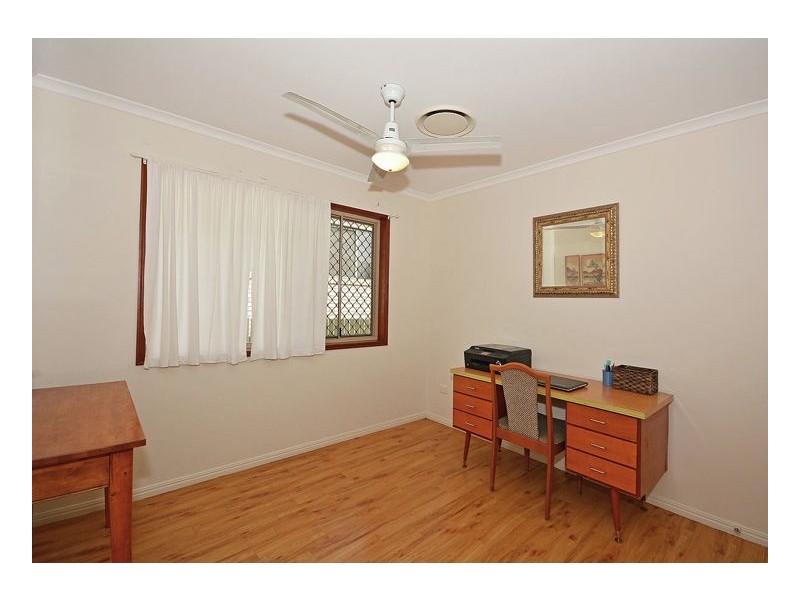 8 Eurong Ave, Pialba QLD 4655