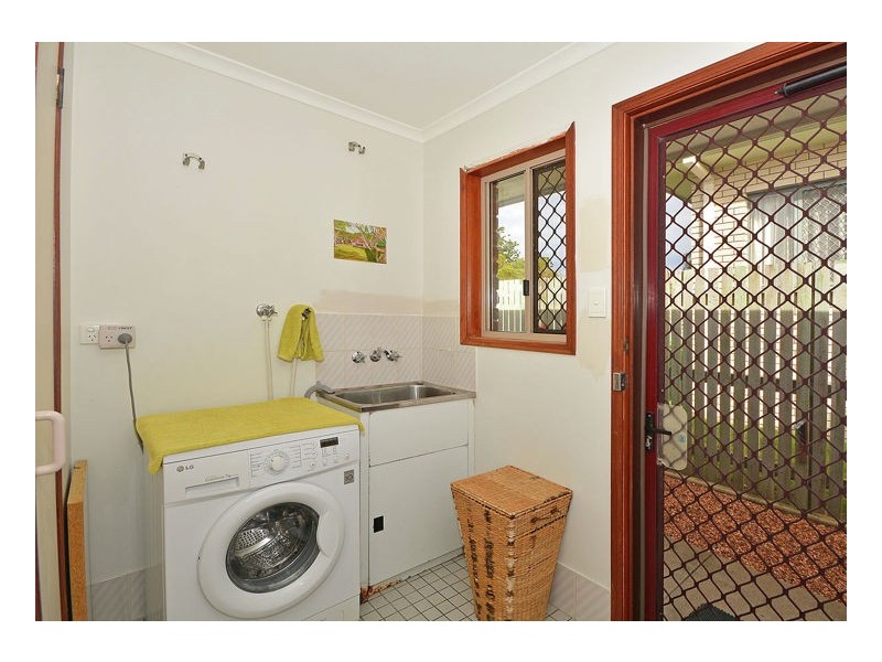8 Eurong Ave, Pialba QLD 4655