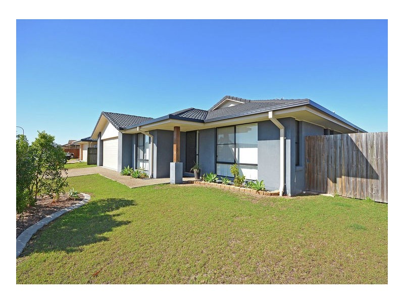 8 Endeavour Way, Eli Waters QLD 4655