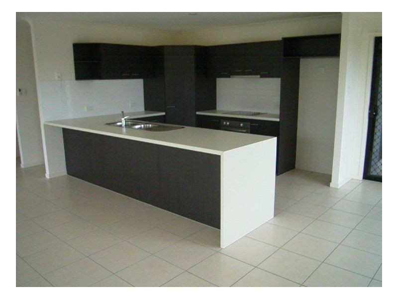 8 Endeavour Way, Eli Waters QLD 4655