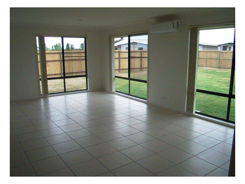 8 Endeavour Way, Eli Waters QLD 4655