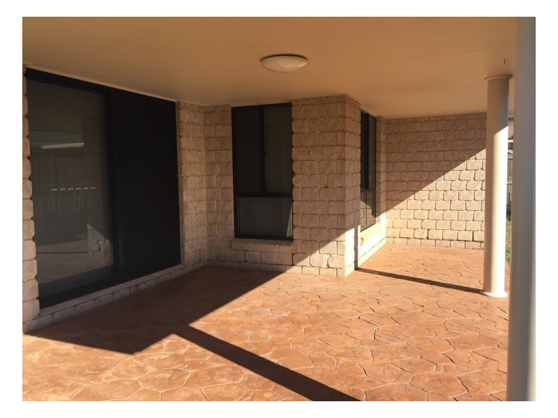 3 Parisi Court, Urraween QLD 4655