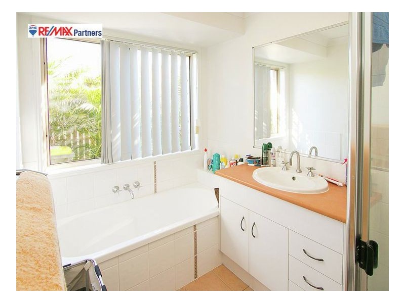 56 Heather Way, Urraween QLD 4655