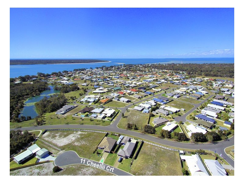 11 Cheellii Ct, Burrum Heads QLD 4659