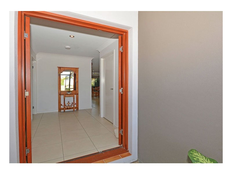 11 Cheellii Ct, Burrum Heads QLD 4659