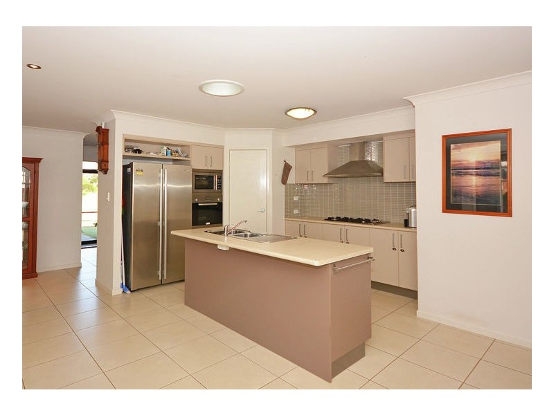11 Cheellii Ct, Burrum Heads QLD 4659