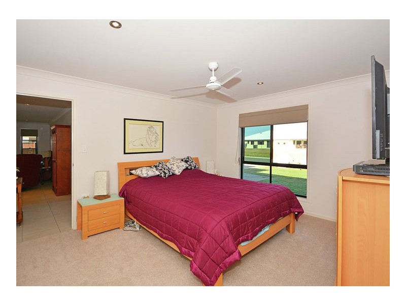 11 Cheellii Ct, Burrum Heads QLD 4659