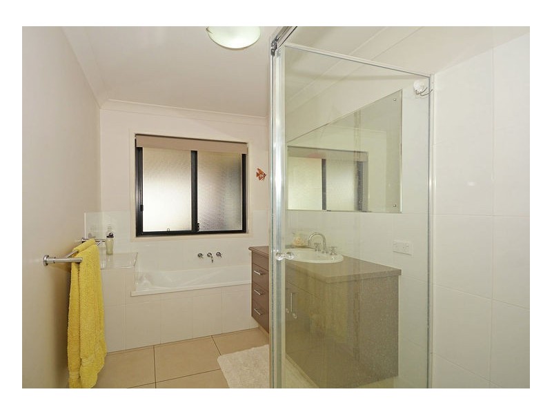 11 Cheellii Ct, Burrum Heads QLD 4659