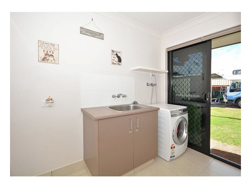 11 Cheellii Ct, Burrum Heads QLD 4659