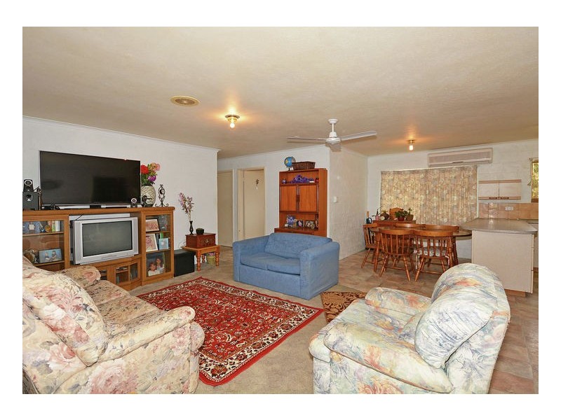 358 Boat Harbour Drive, Scarness QLD 4655