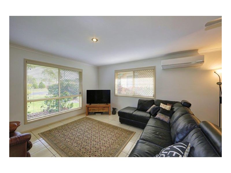 32 Burrum Heads Road, Burrum Heads QLD 4659