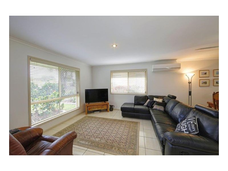 32 Burrum Heads Road, Burrum Heads QLD 4659