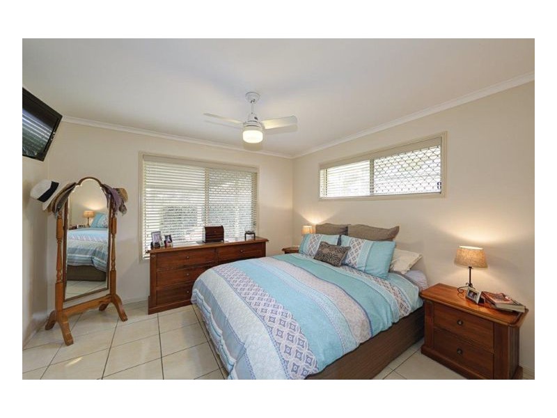 32 Burrum Heads Road, Burrum Heads QLD 4659