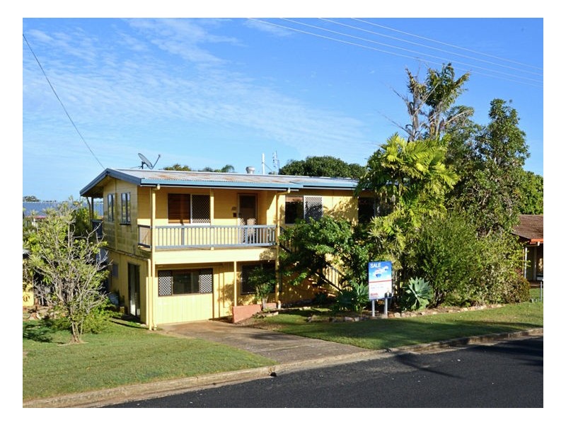 30 Saunders Street, Point Vernon QLD 4655