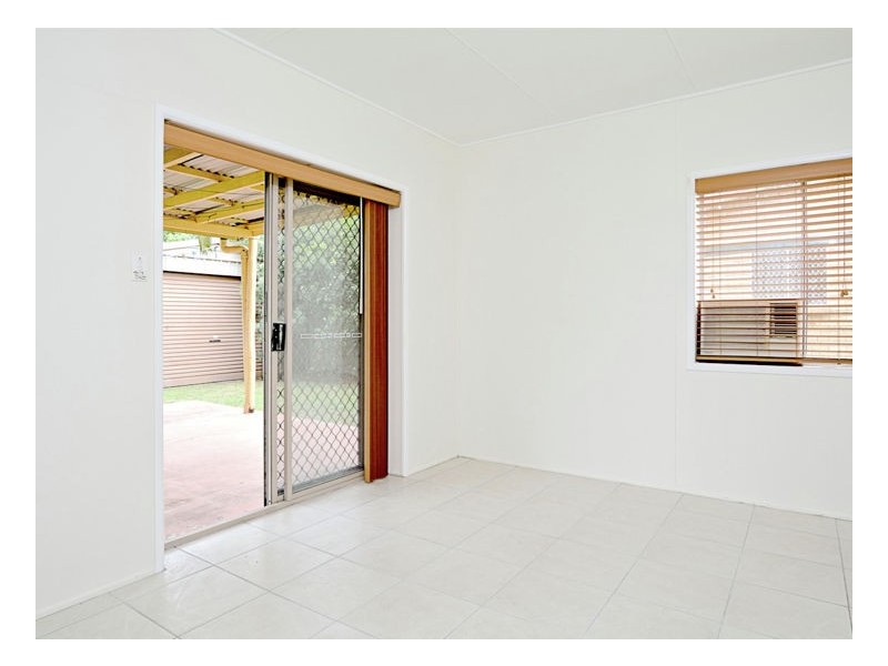 30 Saunders Street, Point Vernon QLD 4655