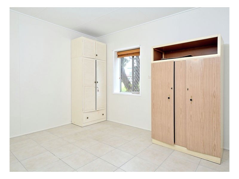 30 Saunders Street, Point Vernon QLD 4655