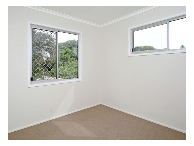 30 Saunders Street, Point Vernon QLD 4655
