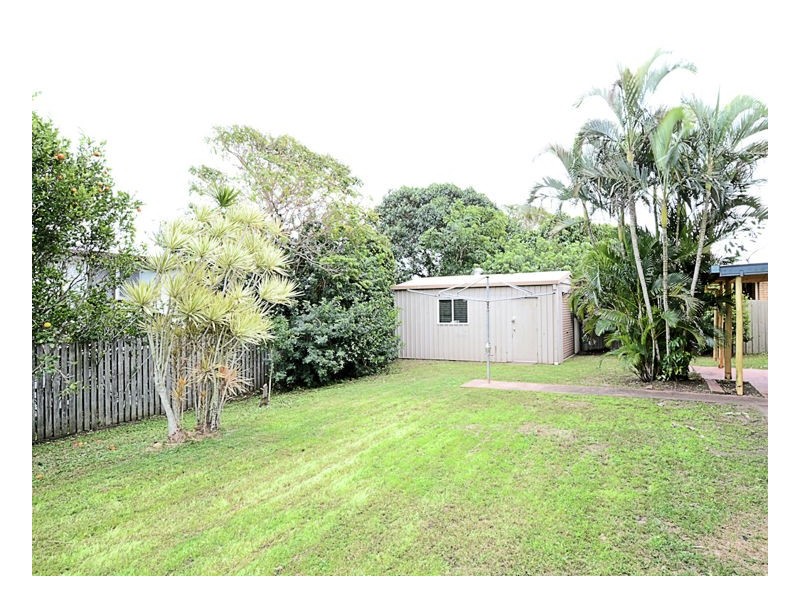30 Saunders Street, Point Vernon QLD 4655