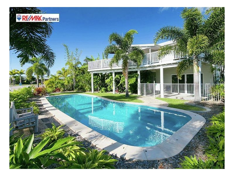 24 Sandcastles Cir, Burrum Heads QLD 4659