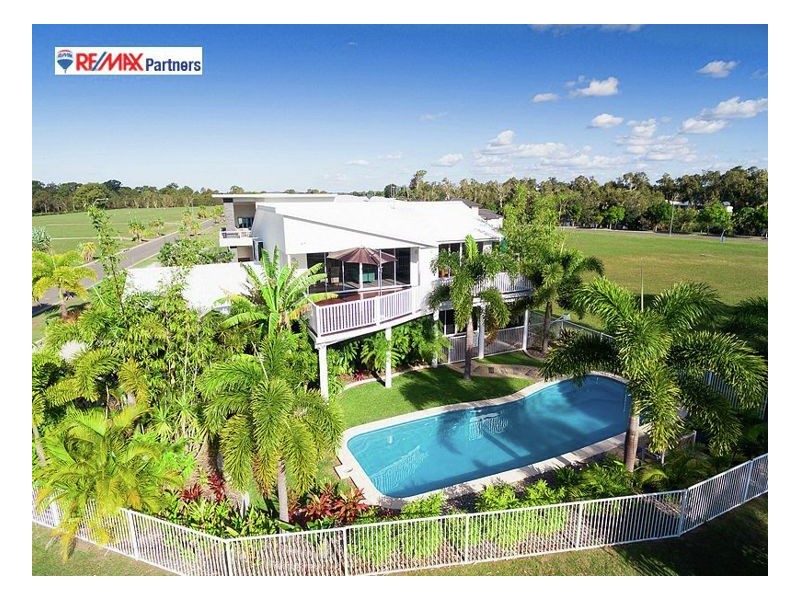 24 Sandcastles Cir, Burrum Heads QLD 4659