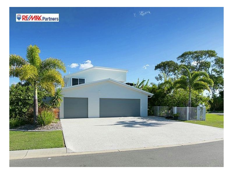 24 Sandcastles Cir, Burrum Heads QLD 4659