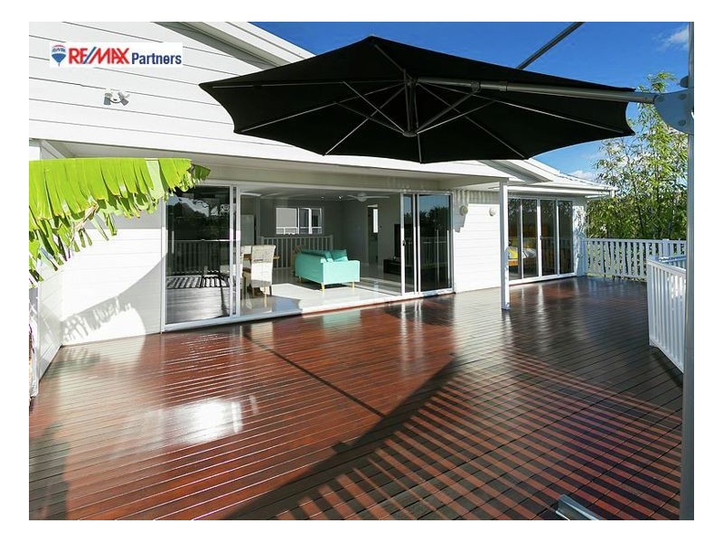 24 Sandcastles Cir, Burrum Heads QLD 4659
