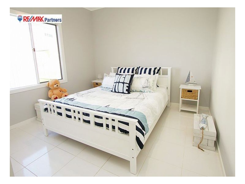 24 Sandcastles Cir, Burrum Heads QLD 4659