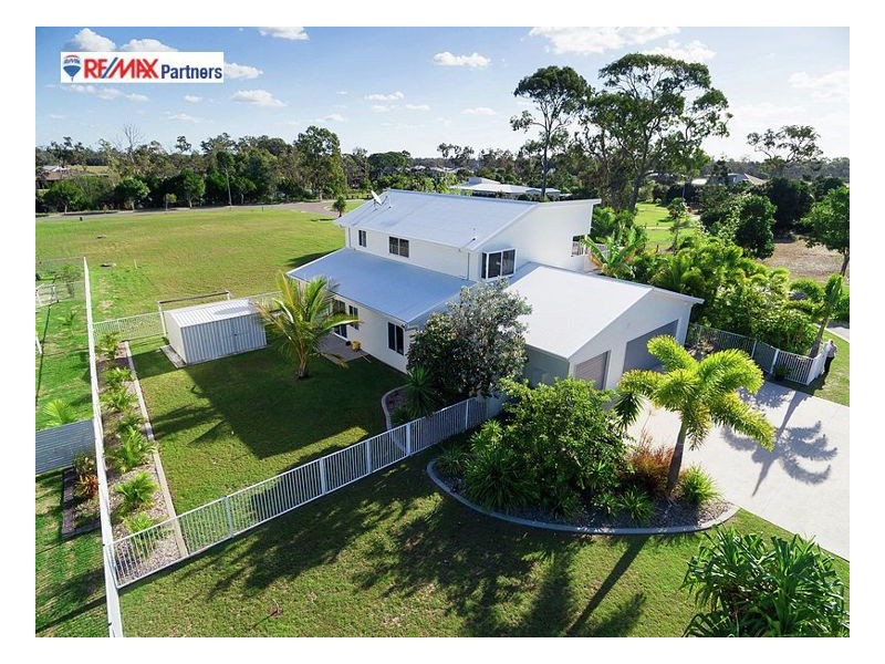 24 Sandcastles Cir, Burrum Heads QLD 4659