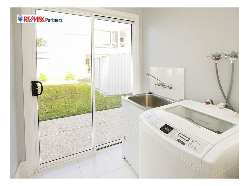 24 Sandcastles Cir, Burrum Heads QLD 4659