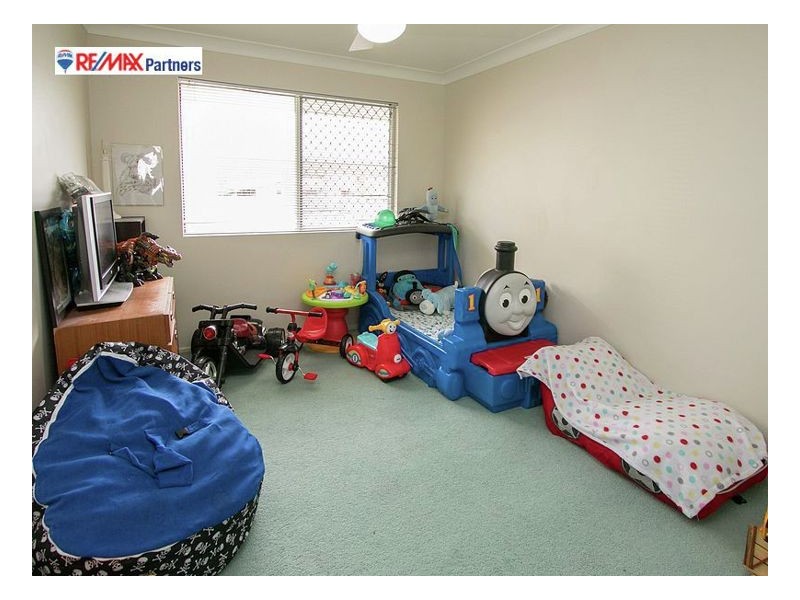 2/11 Wedge Street, Urraween QLD 4655