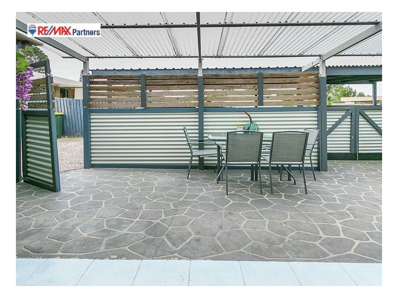 2/11 Wedge Street, Urraween QLD 4655