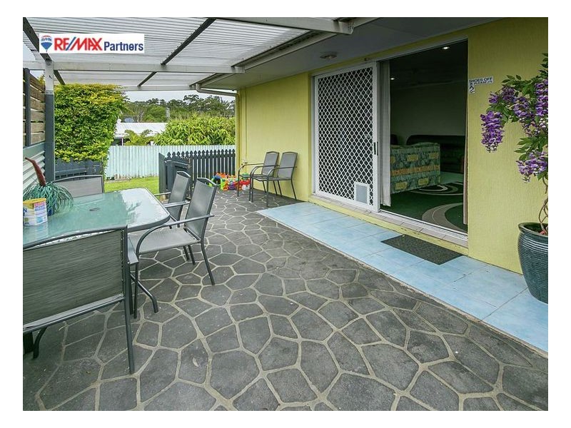 2/11 Wedge Street, Urraween QLD 4655