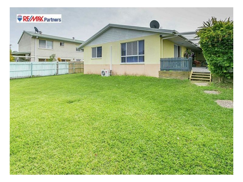 2/11 Wedge Street, Urraween QLD 4655