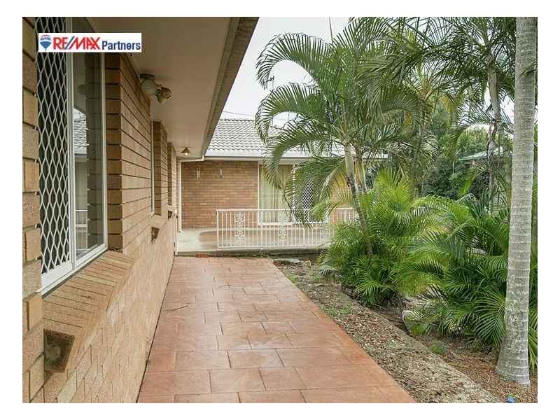 37 Crawford Dr, Dundowran QLD 4655