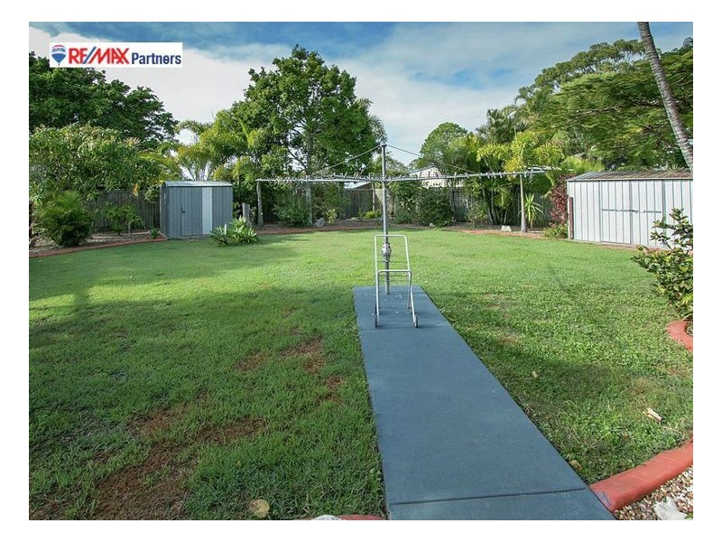 86 Bideford Street, Torquay QLD 4655