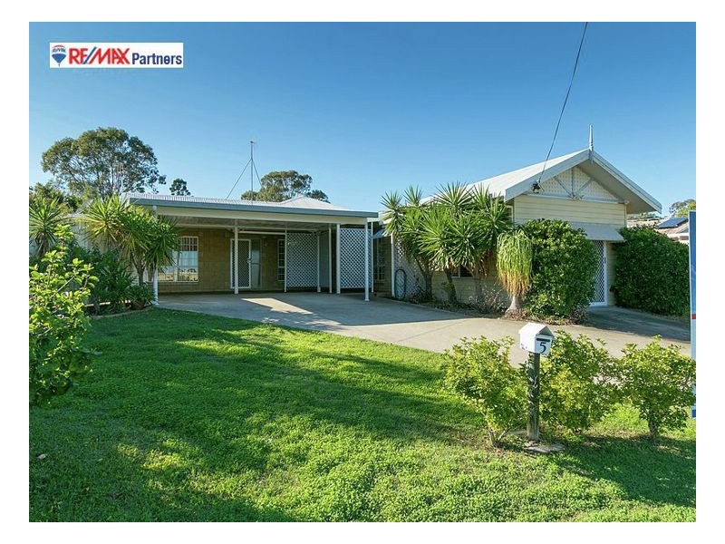 5 Carmel Ct, Point Vernon QLD 4655