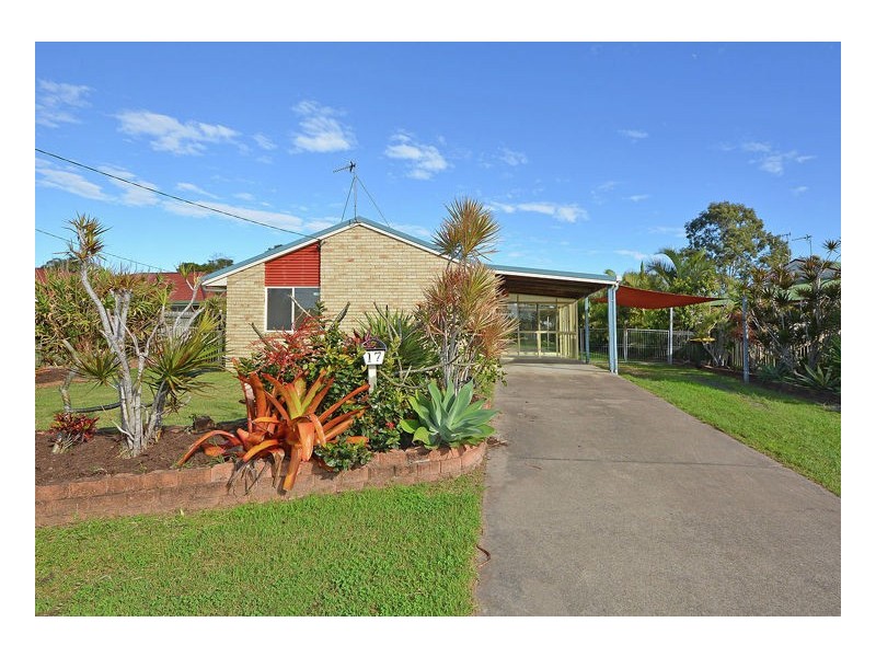 17 Poinciana Cres, Kawungan QLD 4655