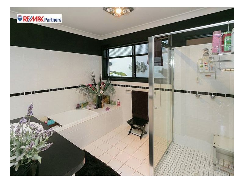 2 Tree View Rd, Toogoom QLD 4655