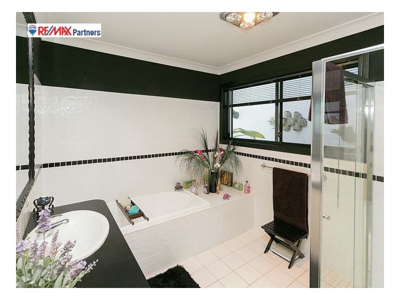 2 Tree View Rd, Toogoom QLD 4655