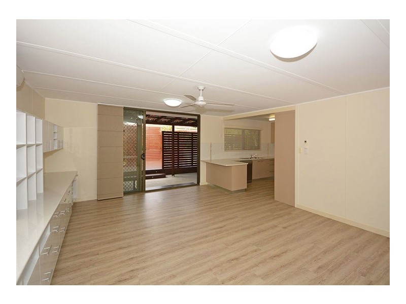 383 Boat Harbour Dr, Scarness QLD 4655