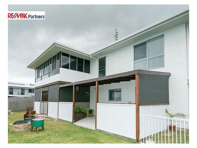 17 Sandy View Dr, Nikenbah QLD 4655