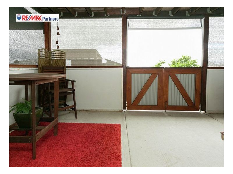 17 Sandy View Dr, Nikenbah QLD 4655