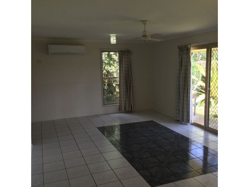 6 Crawford Drive, Dundowran QLD 4655