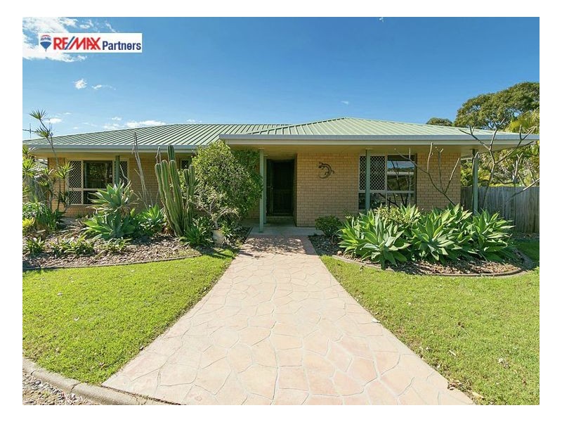 36 Ladbroke Crescent, Urangan QLD 4655
