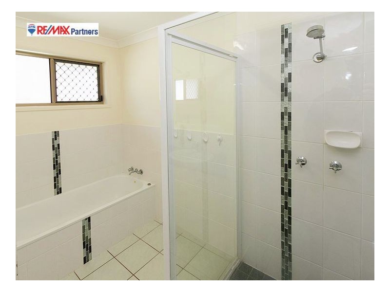 36 Ladbroke Crescent, Urangan QLD 4655