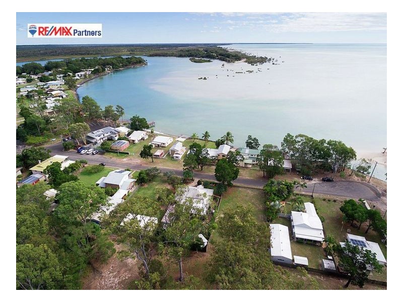 77 Moreton St, Toogoom QLD 4655