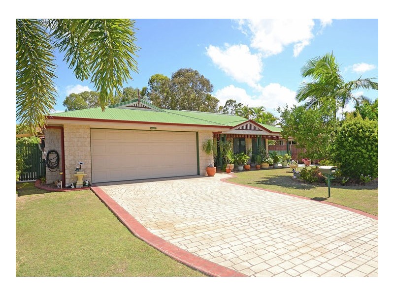 20 Lester Cres, Torquay QLD 4655