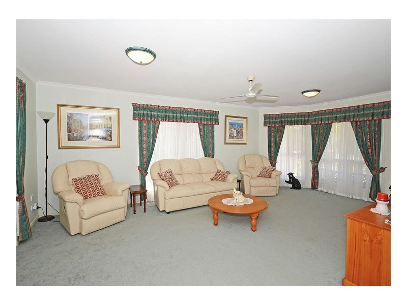 20 Lester Cres, Torquay QLD 4655